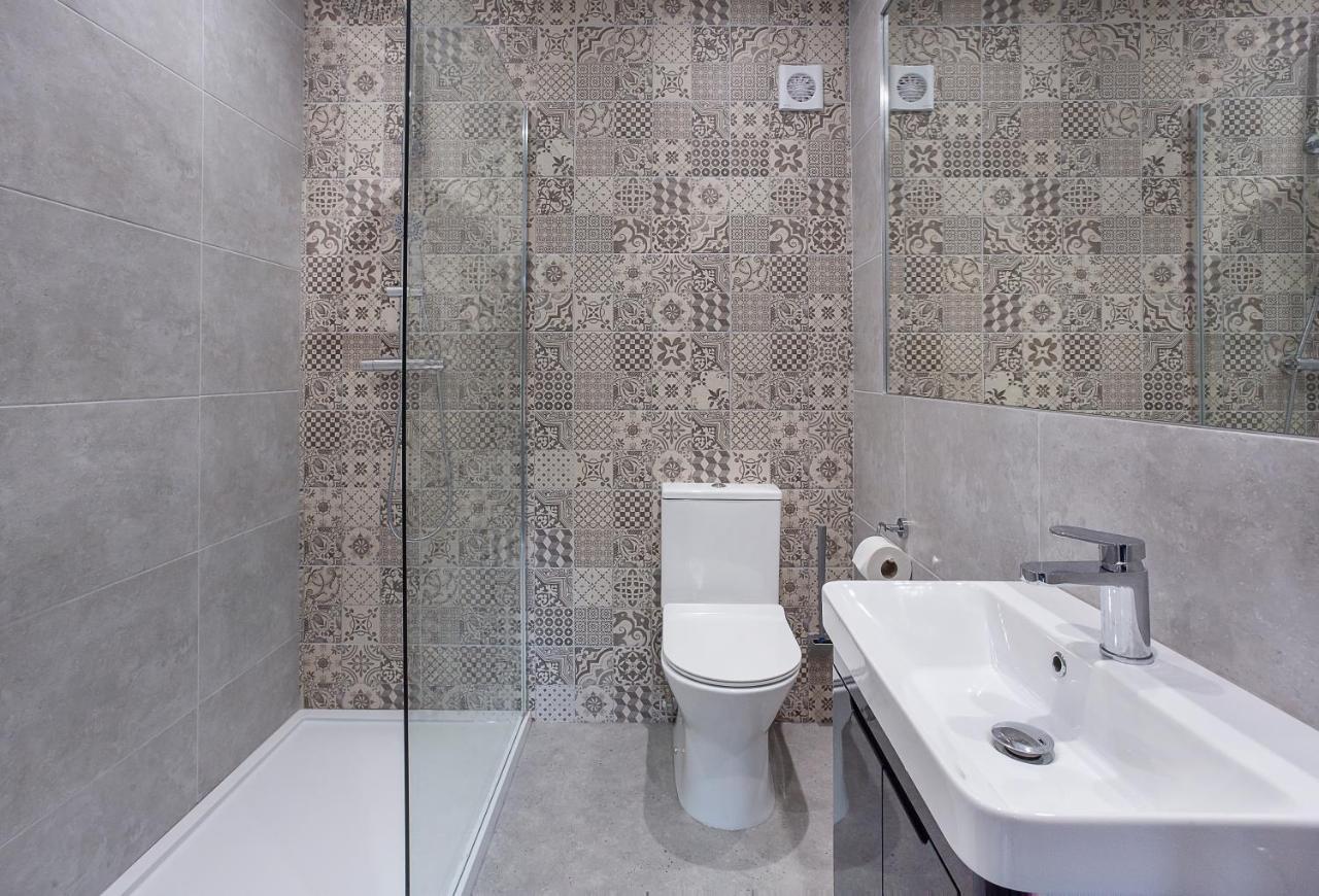 Апартаменты The Luxury Potting Shed With Free Parking! Йорк Экстерьер фото